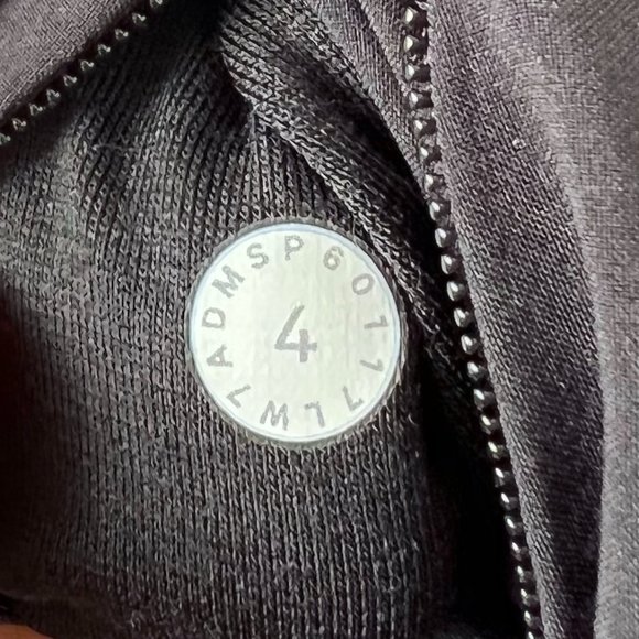 LULULEMON two with one short black - Picture 9 of 9